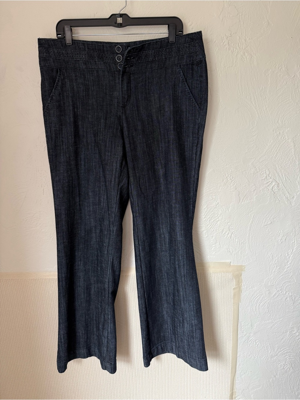 Maurices Dark Wash Wide Leg Trouser Jeans Womens 13 14R Button Front Denim